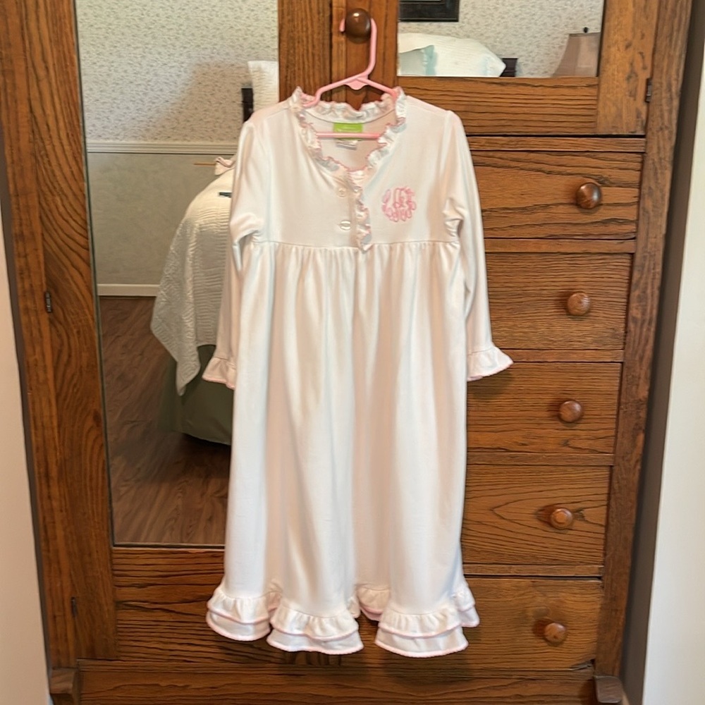 Classic Whimsy Size 7 White Gown
